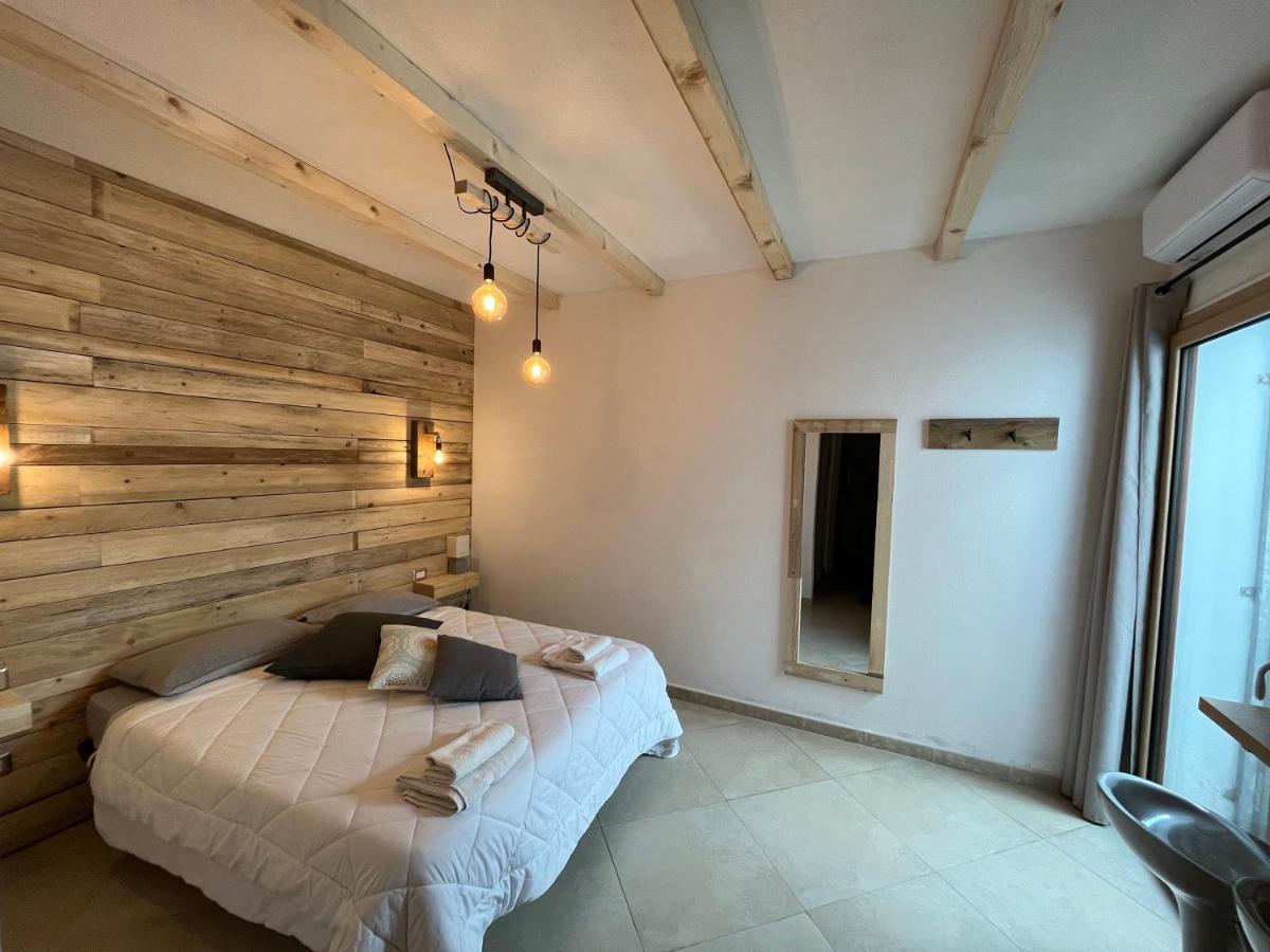 Iknos Guest House Olbia Eksteriør bilde